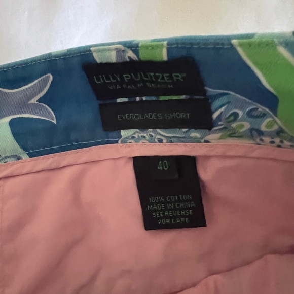 Men's Lilly Pulitzer Shorts - Picture 3 of 4
